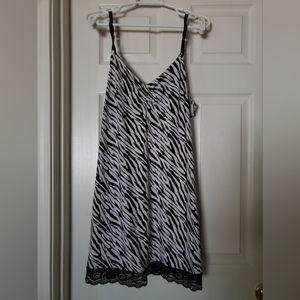 Lane Bryant Cacique size 14/16 zebra print nightie
